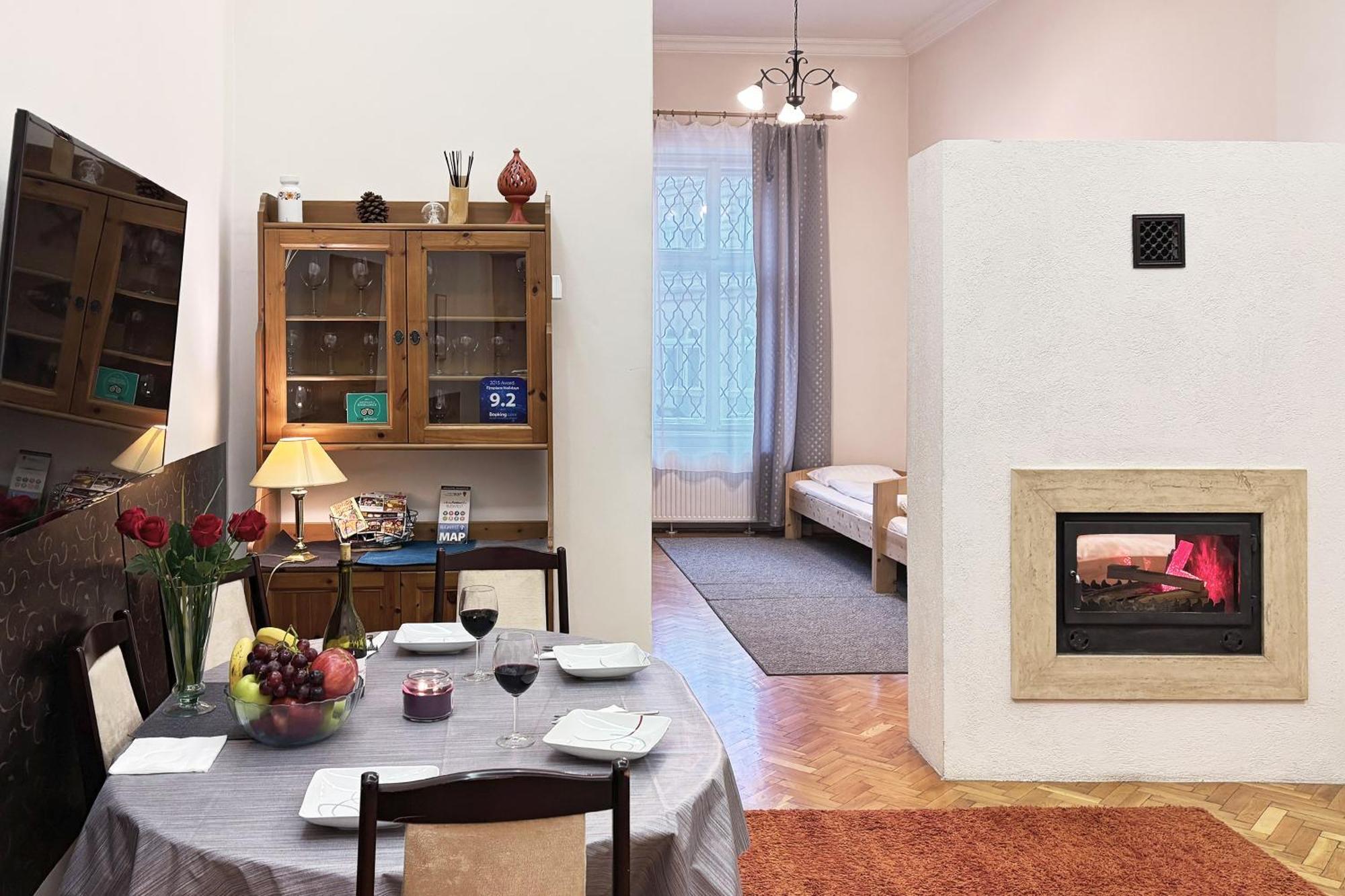 Fireplace Holidays Apartmán *